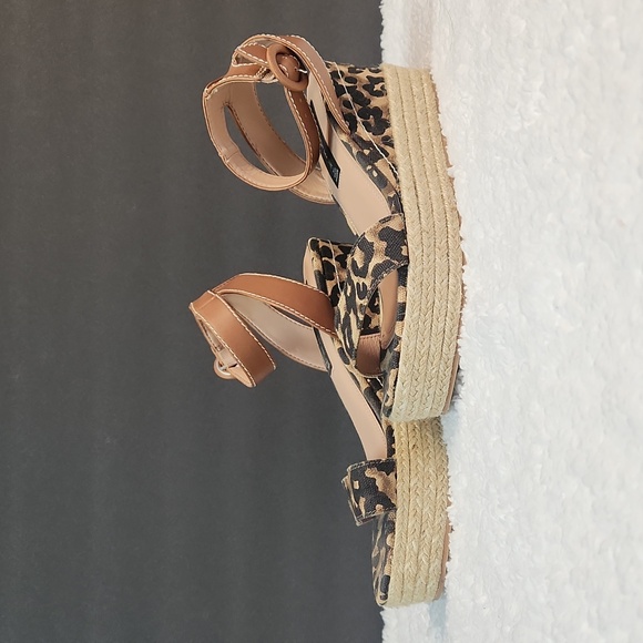 Steve Madden chetah/leopard "Kiddie" espadrille wedge open Toe 3" heel s… - Picture 4 of 10